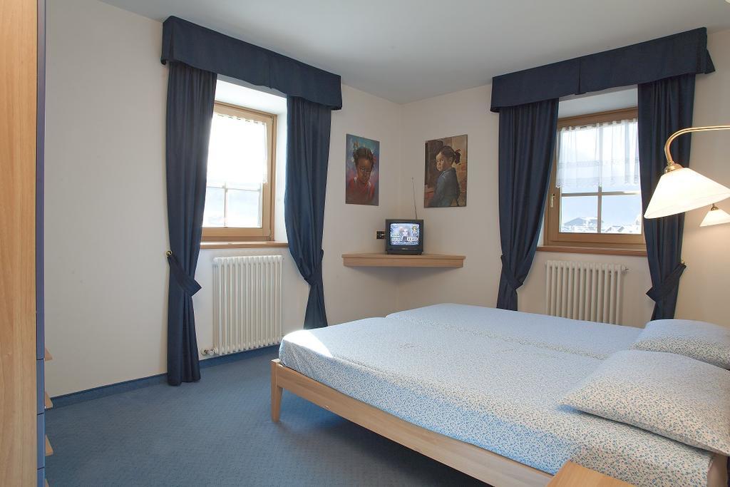 Santin Apartments Ливиньо Экстерьер фото