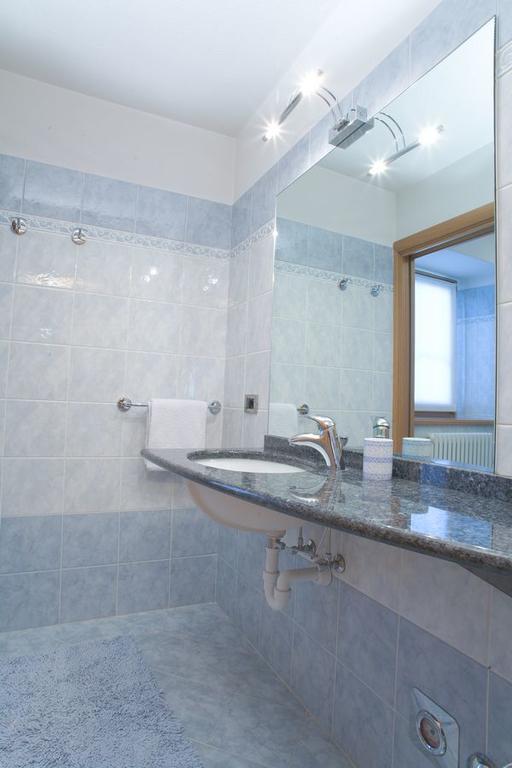 Santin Apartments Ливиньо Экстерьер фото